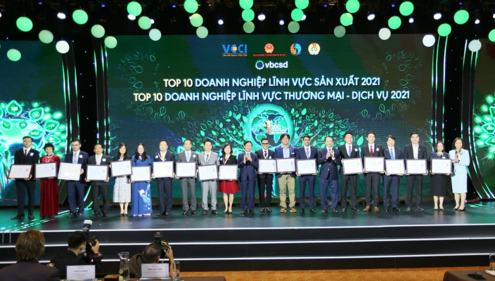 Vinamilk 6 lần được vinh danh trong Top 10 doanh nghiệp phát triển bền vững của Việt Nam