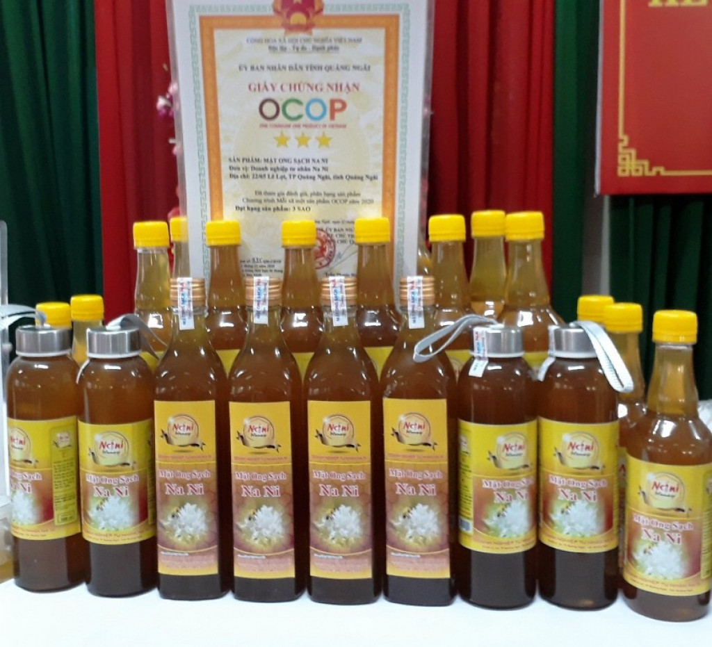 Mật ong rừng - sản phẩm OCOP của tỉnh Quảng Ngãi