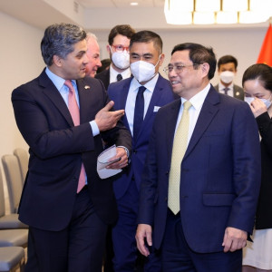 Thủ tướng đề nghị Hoa Kỳ đầu tư vào điện gió, điện mặt trời, điện thủy triều ở Việt Nam
