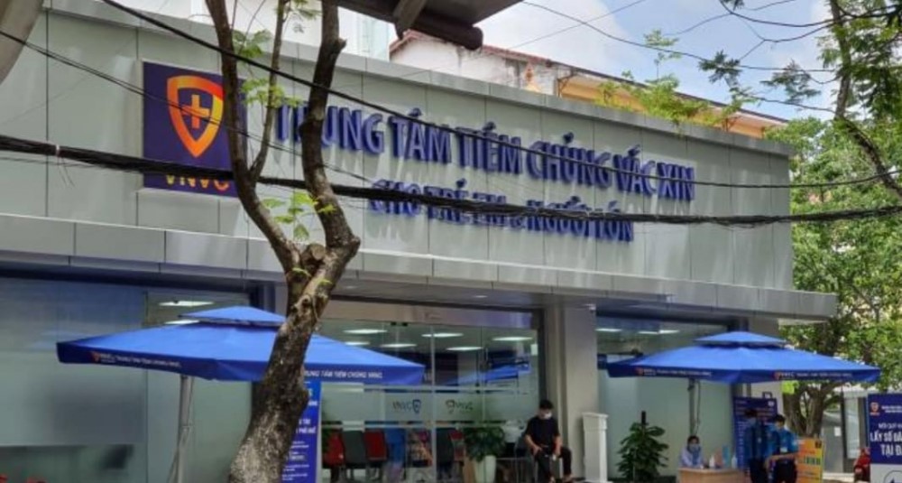 Trung tâm Tiêm chủng Vắc xin cho trẻ em và Người lớn VNVC (đường Ngô Quyền, thành phố Huế).