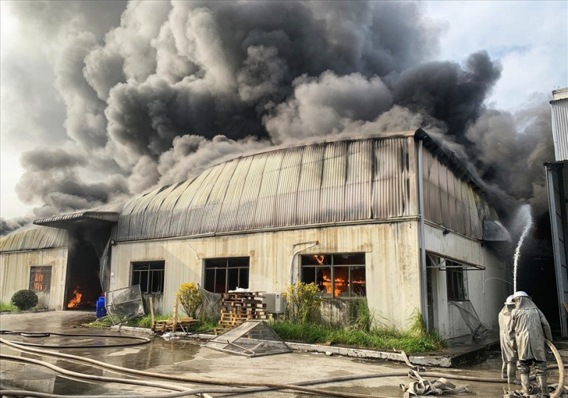Hà Nội: Gần 2.500 cơ sở vi phạm phòng cháy chữa cháy, tỉ lệ khắc phục thấp báo động