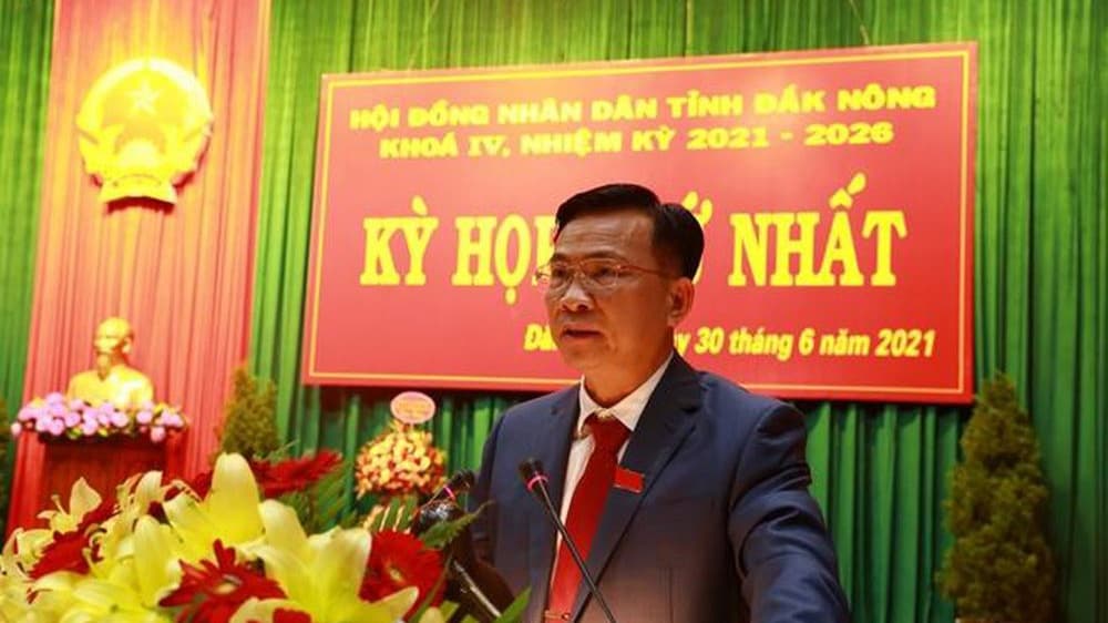 Chủ tịch UBND tỉnh Đắk Nông Hồ Văn Mười phát biểu nhận nhiệm vụ.