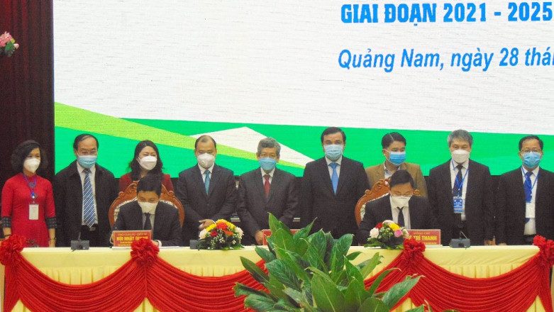 UBND tỉnh Quảng Nam và Viện Hàn lâm khoa học xã hội Việt Nam ký kết hợp tác nghiên cứu khoa học xã hội và nhân văn giai đoạn 2021-2025