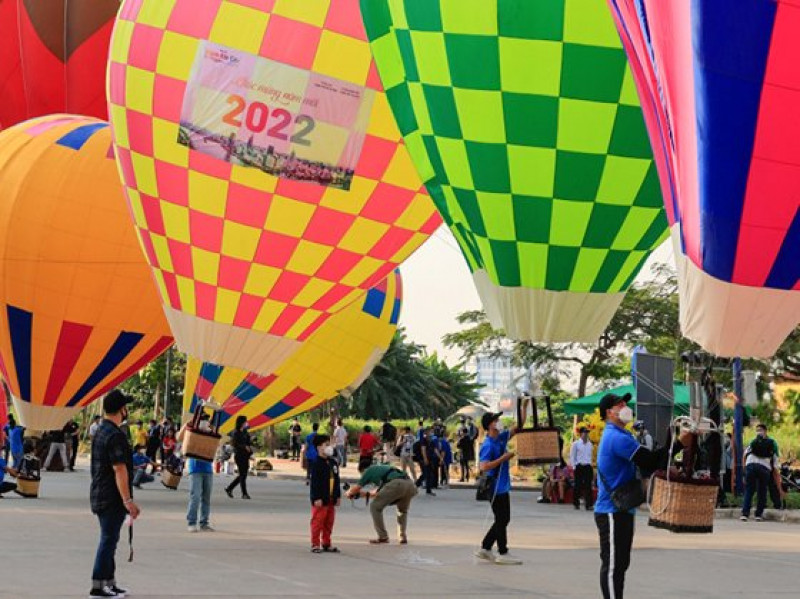 Thị xã biển Cửa Lò tổ chức Ngày hội khinh khí cầu 