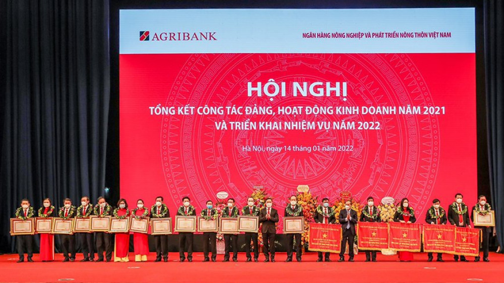 Agribank tổng kết công tác Đảng, hoạt động kinh doanh năm 2021 và triển khai nhiệm vụ năm 2022