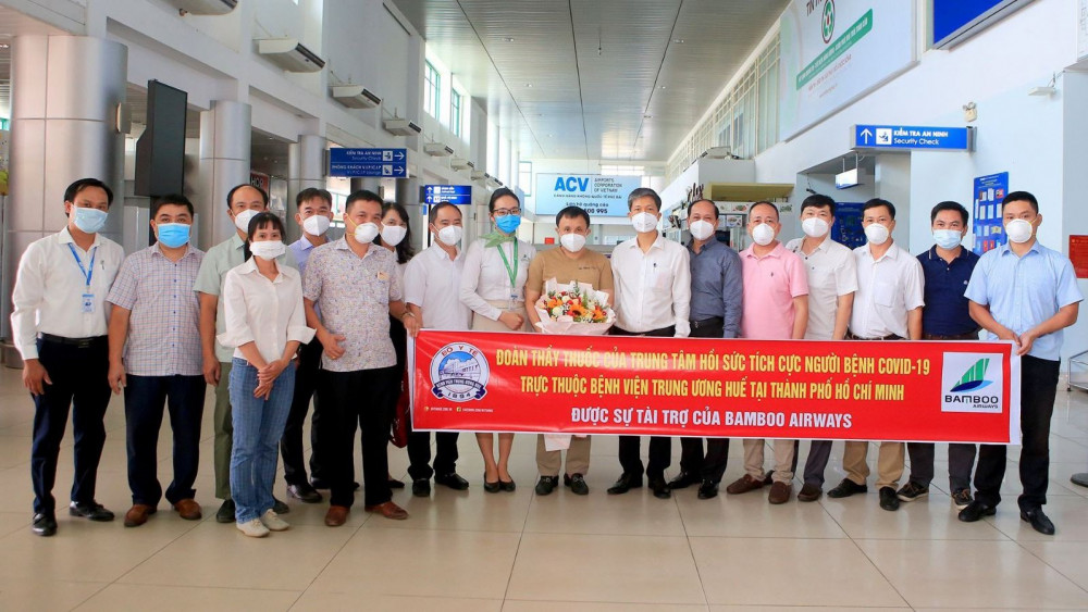 Bamboo Airways tiếp tục khai thác chuyến bay khứ hồi đặc biệt đưa y, bác sĩ từ Huế vào miền Nam chống dịch