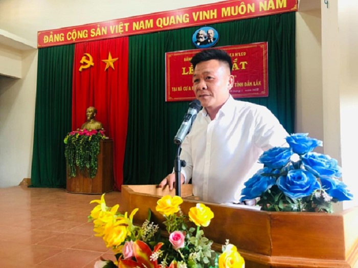 Đồng chí Thượng tá Nguyễn Công Hòa - Bí thư Đảng ủy, Trưởng Công an huyện phát biểu tại buổi lễ