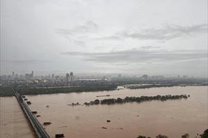 Thủ tướng chỉ đạo tập trung ứng phó lũ lớn, đảm bảo an toàn đê điều