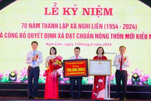 Nghi Liên đón Bằng công nhận xã đạt chuẩn nông thôn mới kiểu mẫu