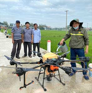 Bình Định ứng dụng thiết bị bay không người lái trong sản xuất nông nghiệp