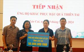 Tạp chí Kinh tế nông thôn chung sức cùng người dân Lào Cai khắc phục hậu quả sau mưa lũ