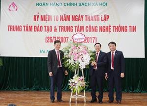 Dấu mốc 10 năm thành lập: Trung tâm Đào tạo và Trung tâm CNTT