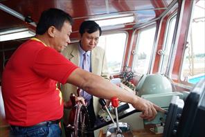 Tàu cá Quảng Ngãi lắp đặt thiết bị giám sát hành trình đạt gần 99%