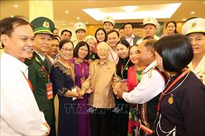 Tổng Bí thư Nguyễn Phú Trọng gặp mặt các điển hình toàn quốc trong học tập và làm theo Bác