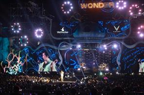 Từ Charlie Puth đến Maroon 5: Dấu ấn tầm vóc quốc tế của lễ hội âm nhạc 8Wonder