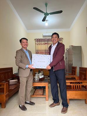 Lãnh đạo Sở Nông nghiệp và PTNT Tuyên Quang thăm, tặng quà dịp Tết Nguyên đán Quý Mão 2023