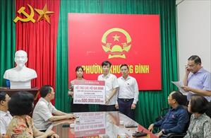 Đoàn công tác Agribank thăm hỏi, hỗ trợ các nạn nhân vụ cháy tại quận Thanh Xuân