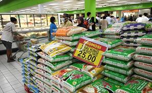 Giá gạo tăng vọt, an ninh lương thực toàn cầu ngày càng nghiêm trọng