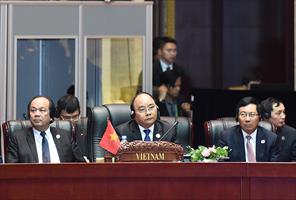 Thủ tướng: ASEAN cần đề cao tuân thủ luật pháp quốc tế