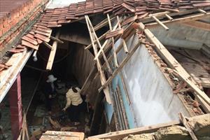 Bão số 4 làm sập đổ, tốc mái 636 ngôi nhà ở Quảng Ngãi