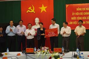 Chủ tịch Quốc hội Nguyễn Thị Kim Ngân thăm và làm việc tại Quảng Ngãi