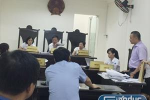 Nguyên Bộ trưởng giáo dục Phạm Vũ Luận bị kiện vì Quyết định số 4674