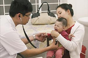 Báo động tình trạng nhiễm khuẩn hô hấp và thiếu sắt ở trẻ em Việt Nam