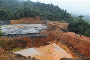 Bộ Công Thương kiểm tra vụ vỡ đập chứa bùn thải ở Nghệ An