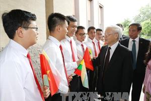 Tổng Bí thư bắt đầu thăm cấp Nhà nước Myanmar