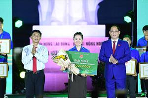 Sản phẩm “Sầu riêng ngũ cốc sấy thăng hoa” của cô gái Đắk Nông giành giải nhất cuộc thi khởi nghiệp