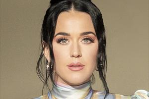 Nữ ca sĩ Katy Perry biểu diễn trong Lễ trao giải VinFuture 2023