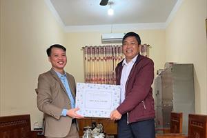 Lãnh đạo Sở Nông nghiệp và PTNT Tuyên Quang thăm, tặng quà dịp Tết Nguyên đán Quý Mão 2023
