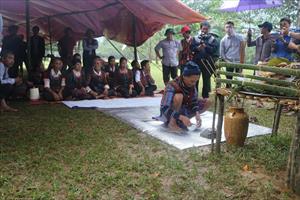 Công nhận lễ hội mừng cơm mới của người Bru-Vân Kiều là di sản văn hoá phi vật thể quốc gia