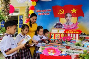 Ấn tượng Ngày sách và Văn hóa đọc Việt Nam tại Trường Tiểu học Tân Giang