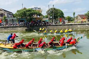 Sôi nổi Lễ hội đua thuyền truyền thống trên sông Cụt