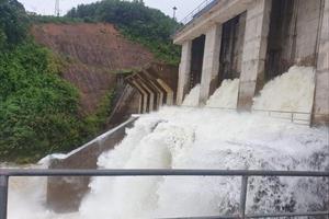 Nhiều thủy điện ở Nghệ An xả lũ đồng loạt để ứng phó với hoàn lưu bão số 4