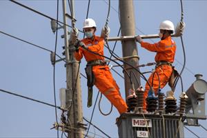 Công ty Điện lực Đắk Nông: Sẵn sàng đảm bảo cấp điện an toàn, ổn định phục vụ các ngày lễ