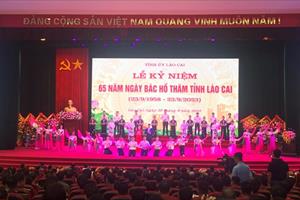 Long trọng Lễ kỷ niệm 65 năm Bác Hồ thăm Lào Cai