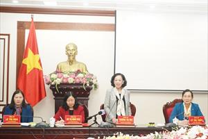 Bà Trương Thị Mai thăm, chúc Tết Đảng bộ và nhân dân tỉnh Hà Nam