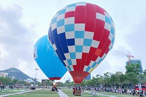 Lần đầu tiên Bình Định tổ chức lễ hội khinh khí cầu