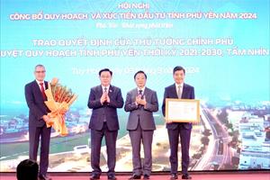 Chủ tịch Quốc hội dự Hội nghị công bố quy hoạch và xúc tiến đầu tư tỉnh Phú Yên
