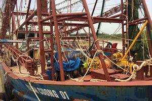 Thanh Hóa: Đền bù 500 triệu đồng cho ngư dân có tàu vỏ thép bị hư hỏng