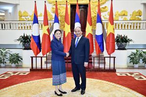 Thủ tướng tiếp Chủ tịch Quốc hội Lào
