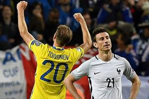 Vòng loại World Cup 2018 bảng A: Pháp thua sốc, Hà Lan đại thắng