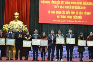 Báo KTNT được Chủ tịch tỉnh Hà Tĩnh tặng bằng khen vì có thành tích xuất sắc về tuyên truyền XDNTM