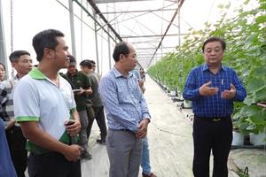 Bộ trưởng Bộ Nông nghiệp và PTNT thăm nông trường WinEco Củ Chi