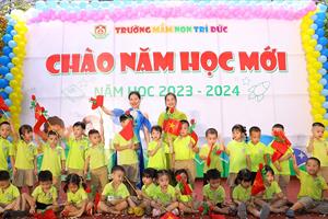 Học sinh Hà Tĩnh hân hoan dự Lễ khai giảng năm học mới