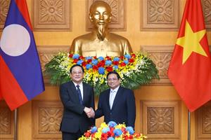 Việt Nam-Lào tăng cường kết nối hai nền kinh tế, thúc đẩy các dự án hợp tác trọng điểm