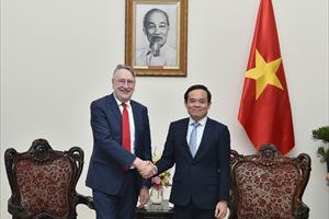 Việt Nam đề nghị EU sớm phê chuẩn EVIPA, gỡ thẻ vàng đối với hải sản xuất khẩu