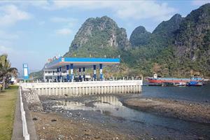 Quảng Ninh: Xây dựng cây xăng lấn biển xâm hại Di sản thiên nhiên thế giới vịnh Hạ Long?